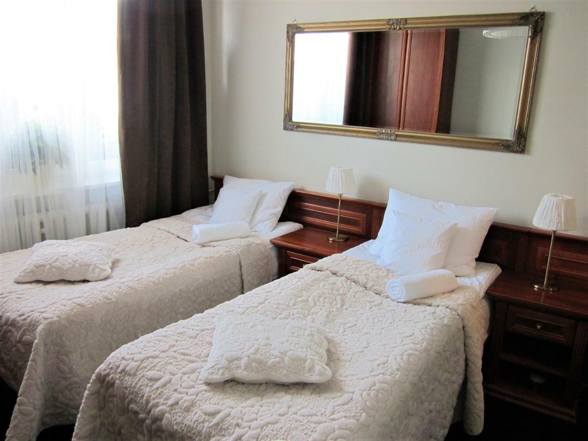 Centrum, 700M Do Plazy - 2 Sypialnie, Salon, Balkon, Bezplatny Parking, Gdynia Exterior foto